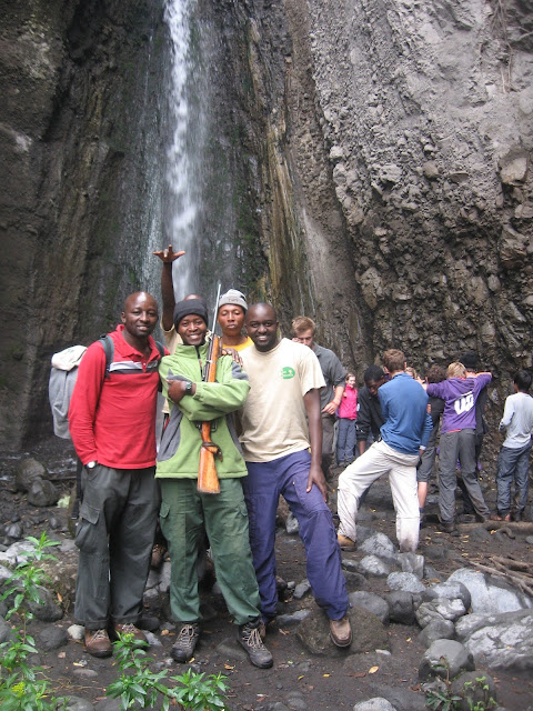  RA safaris Mount Meru Trekking