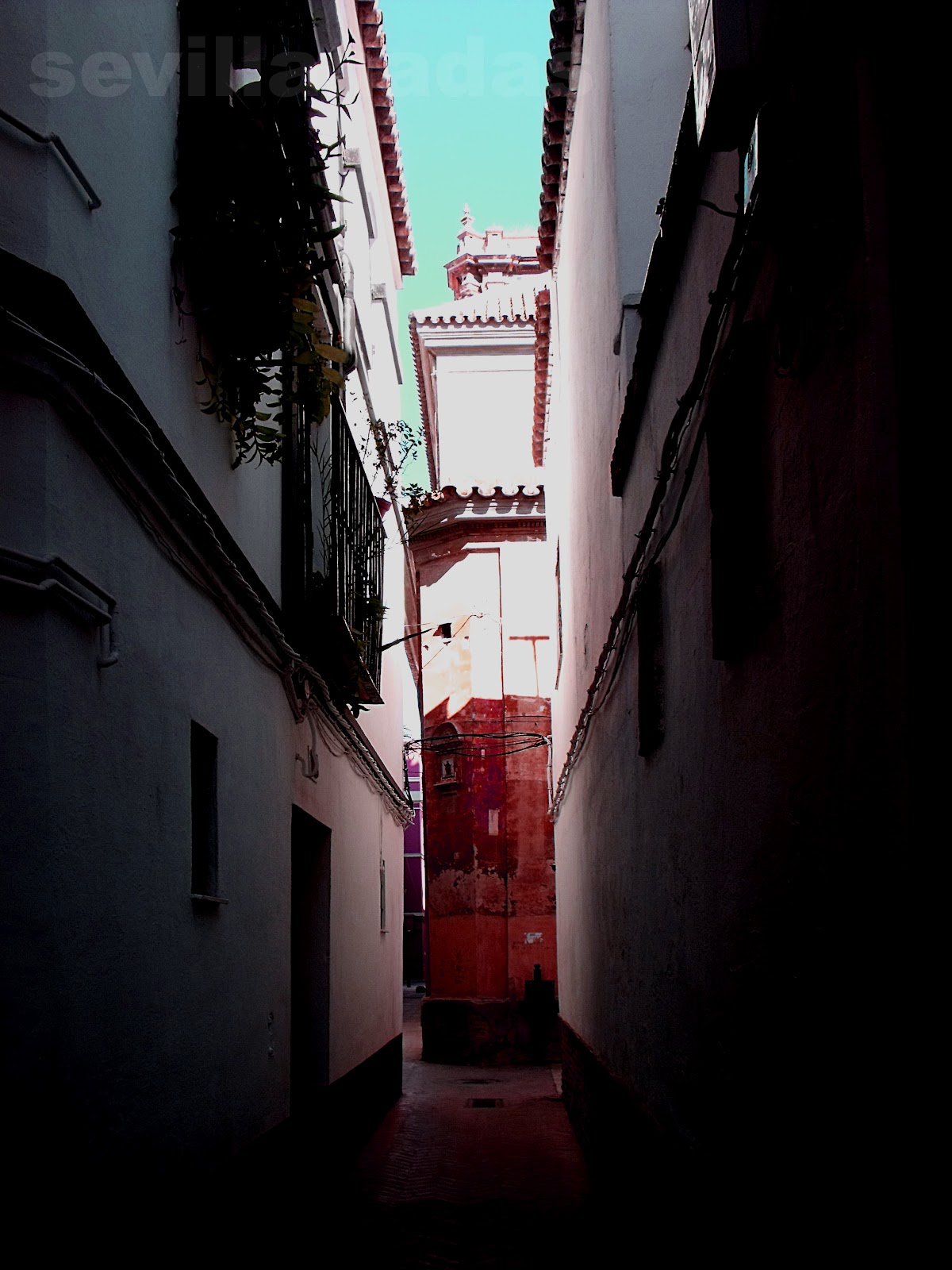 Un paseo por el Barrio de San Bartolomé | Sevillanadas, Sevilla en Estampas