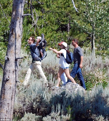 Ryan Reynolds Father on Cool Fwd Sport One Big Happy Family Ryan Reynolds Plays Father
