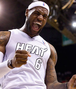 LeBron anota 43 triunfo Heat sobre los Cavaliers. (VIDEO) 