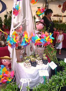 Simple Simon Says: Crown - Chinese New Year Hawker's Bazaar