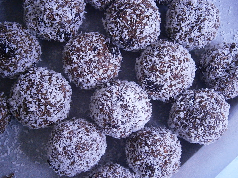forkmyfood rum balls and apricot balls