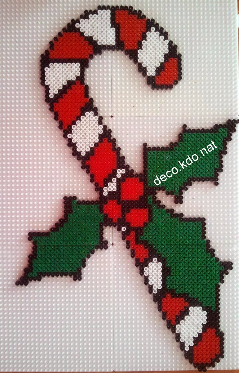 Candy cane perler beads Christmas perler beads, Hama beads