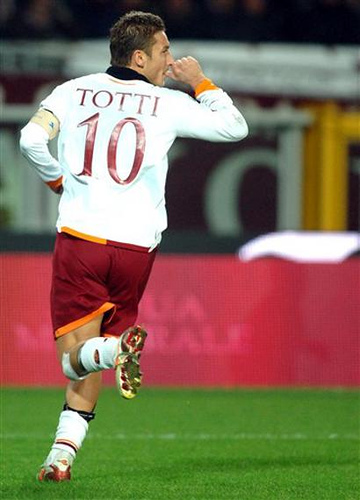 sports champions players: francesco totti wallpaper