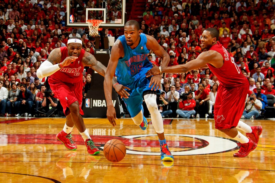 Report: nba discussing christmas start, playing fewer than 82 games NBA Christmas Day Really Awesome Photos | TheNbaZone.com