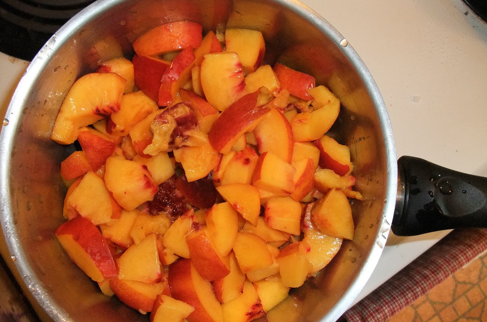 Preserved and Pickled SWEET PRESERVATION Nectarine Jelly