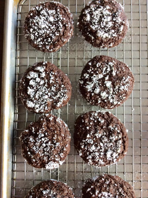 Chocolate Brownie Crackle Cookies