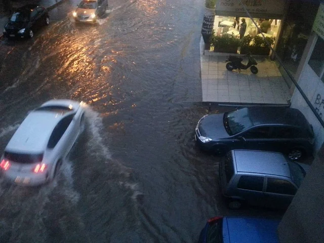 Χαλκίδα: Μια καταιγίδα μας έπνιξε στα προβλήματα - Ποτάμια οι δρόμοι, πλημμύρισαν σπίτια και εγκλωβίστηκαν αυτοκίνητα (ΦΩΤΟ)