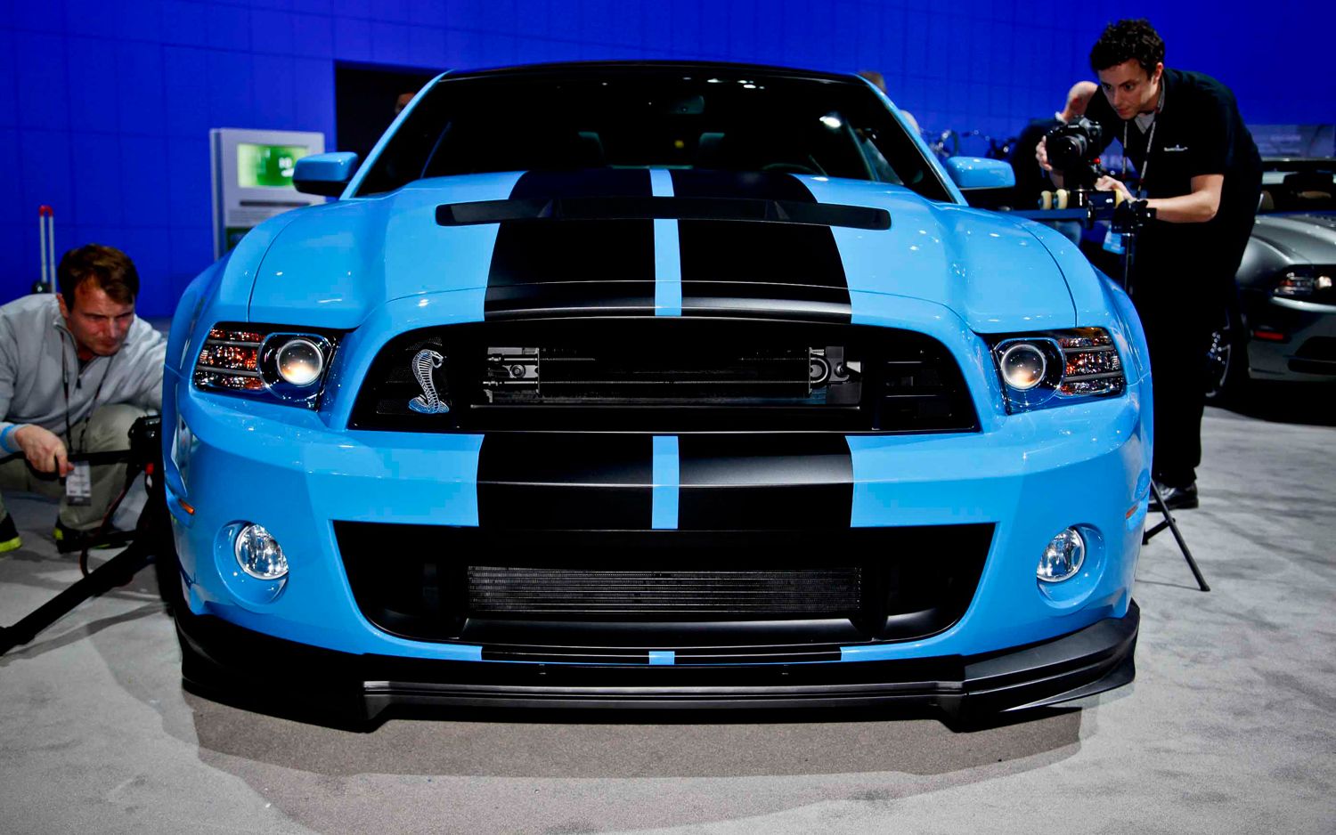 2013 Ford Shelby GT500 Reviews and Rating | Motor Trend