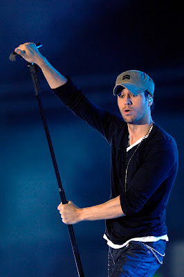 Enrique Iglesias, Hollywood Gossips, Enrique Iglesias Teenager