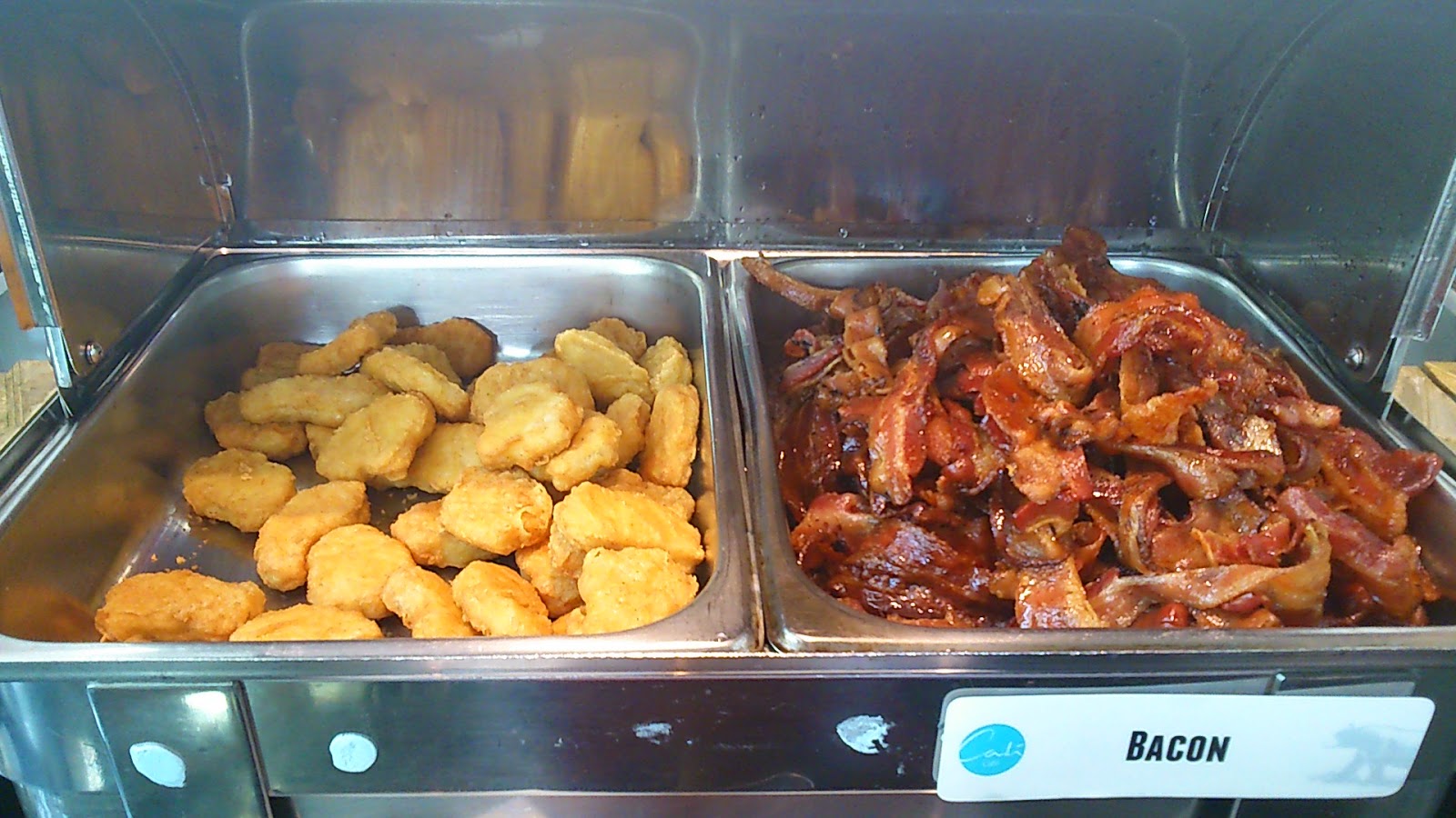 SuMMeR LoVes To Eat! Singapore Food Blog: Weekend Breakfast Buffet at