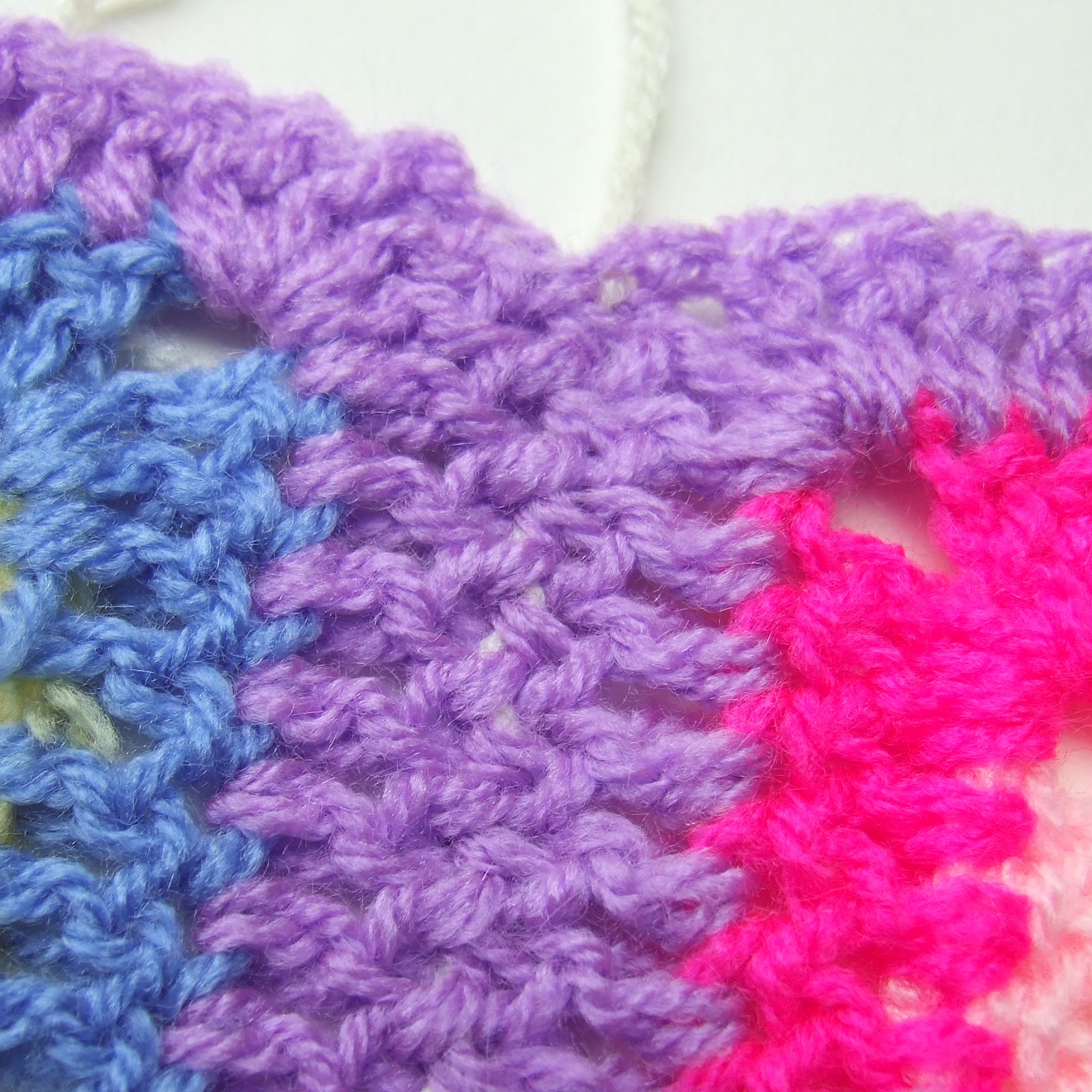 Invisible Seam Reverse Mattress Stitch - Invisible seam crochet ...