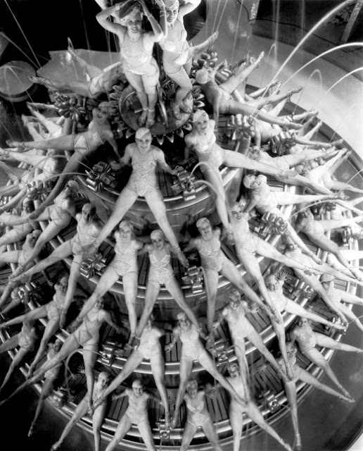 Awesome Geometrical Arrangement Of Dancers By Busby
