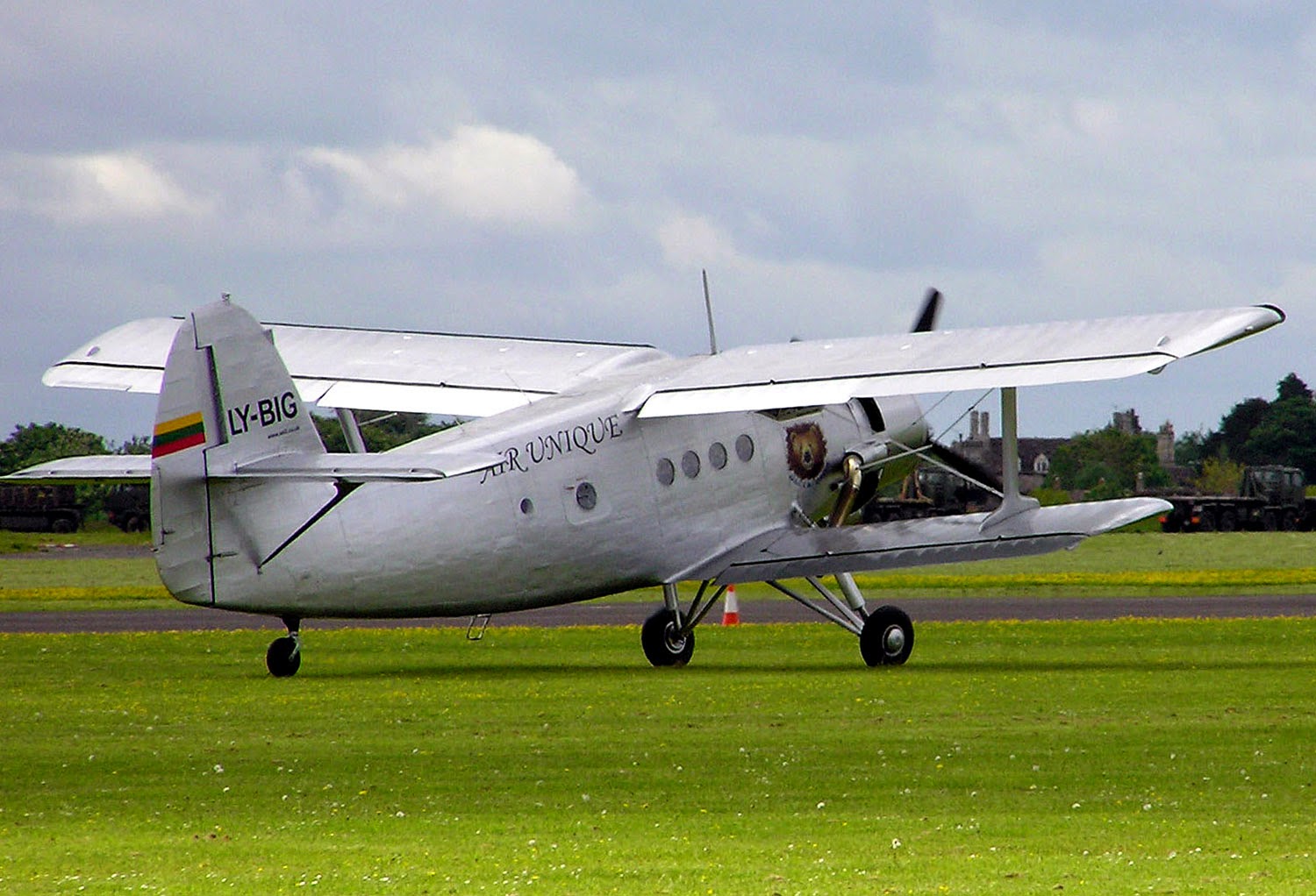الطائرة التي تطير إلى الخلف .. قصة أغرب طائرة في العالم Antonov.an-2.ly-big.arp