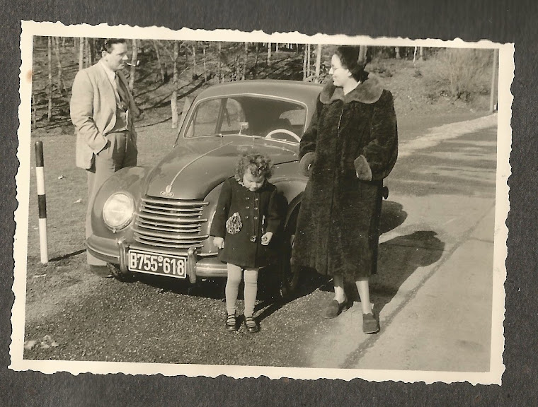 Pfeifenraucher Egbert mit DKW, Moni und Martha, um 1955