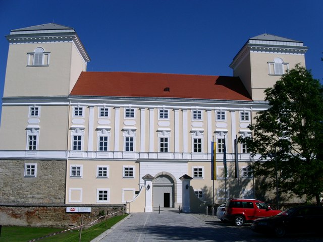 Wanderland Austria Schloss Wolkersdorf