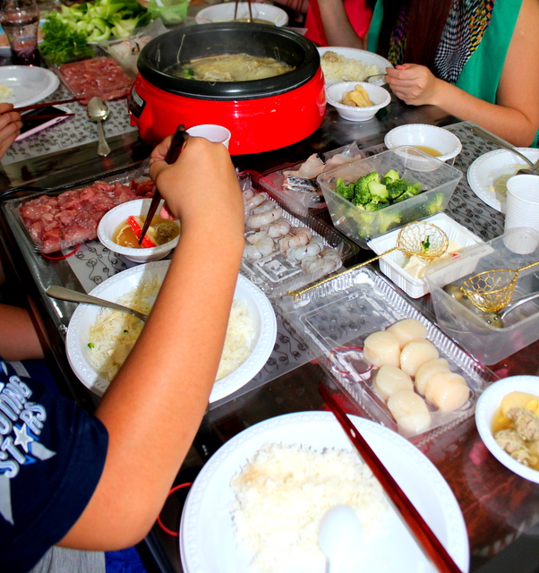 steamboat steamboat dinner