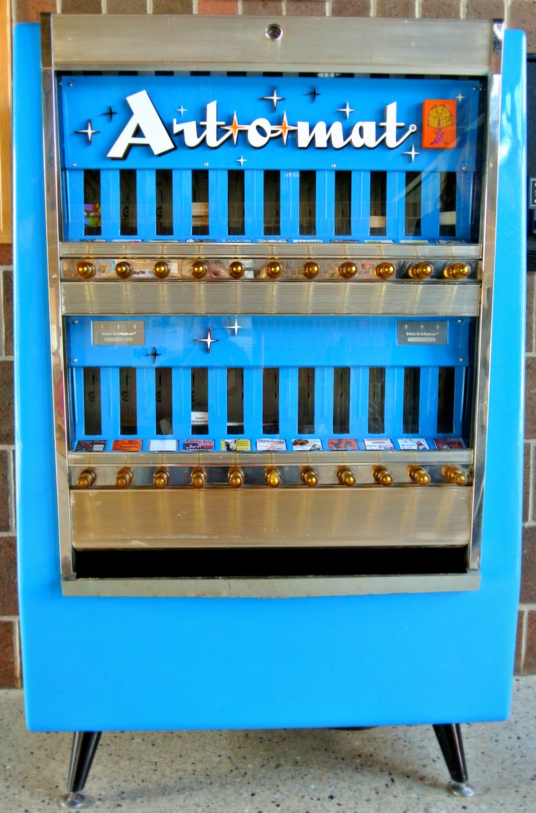 lil fish studios ArtoMat visit