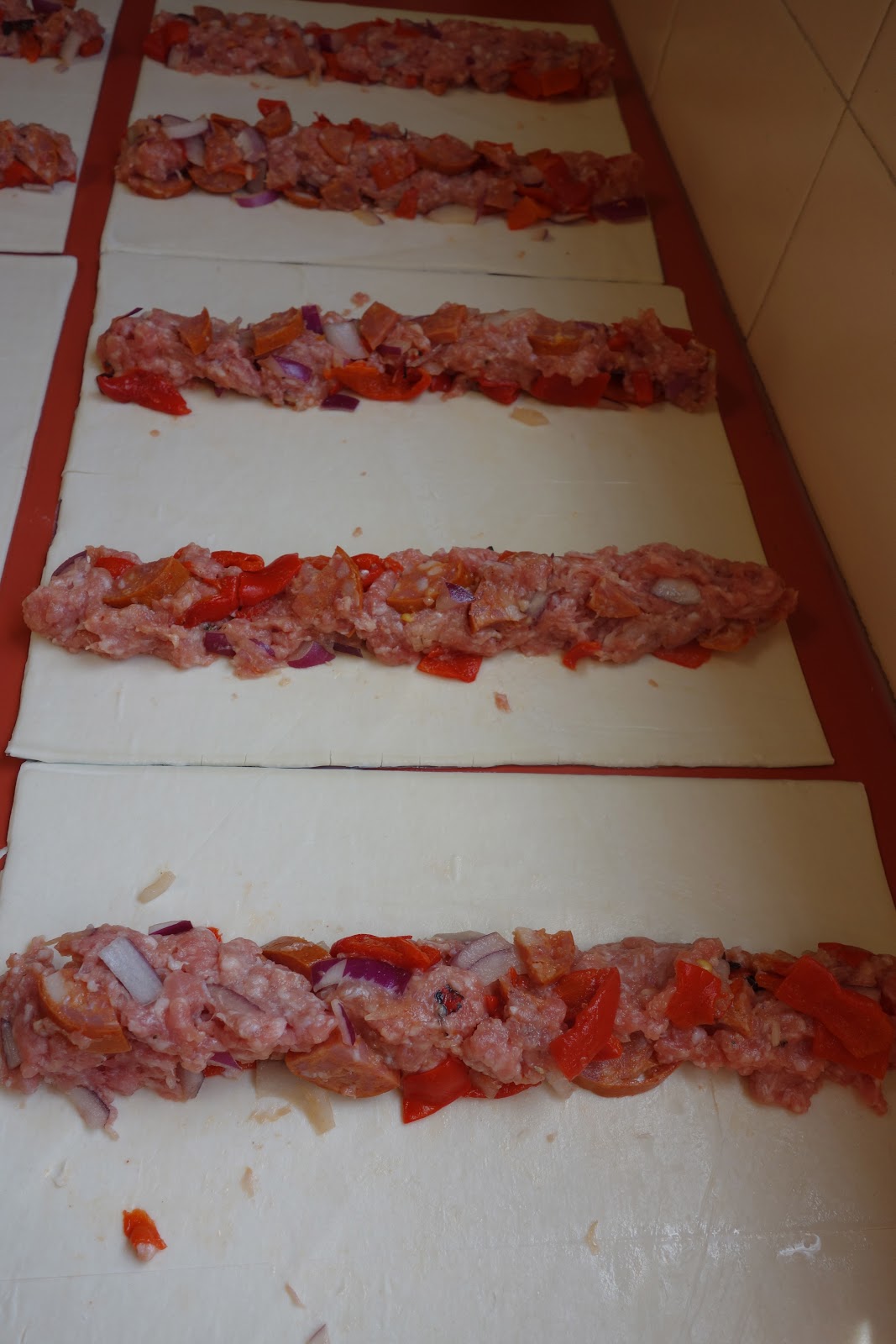 How to make chorizo sausage rolls Gourmet Chick