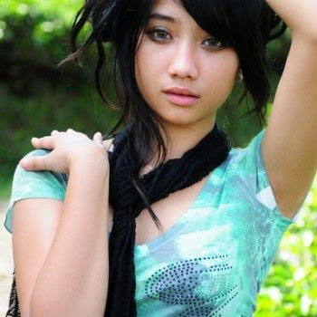 Pose ABG Nakal Yang Hot Menggoda Menggairahkan Pose ABG Nakal Yang Hot Menggoda Menggairahkan