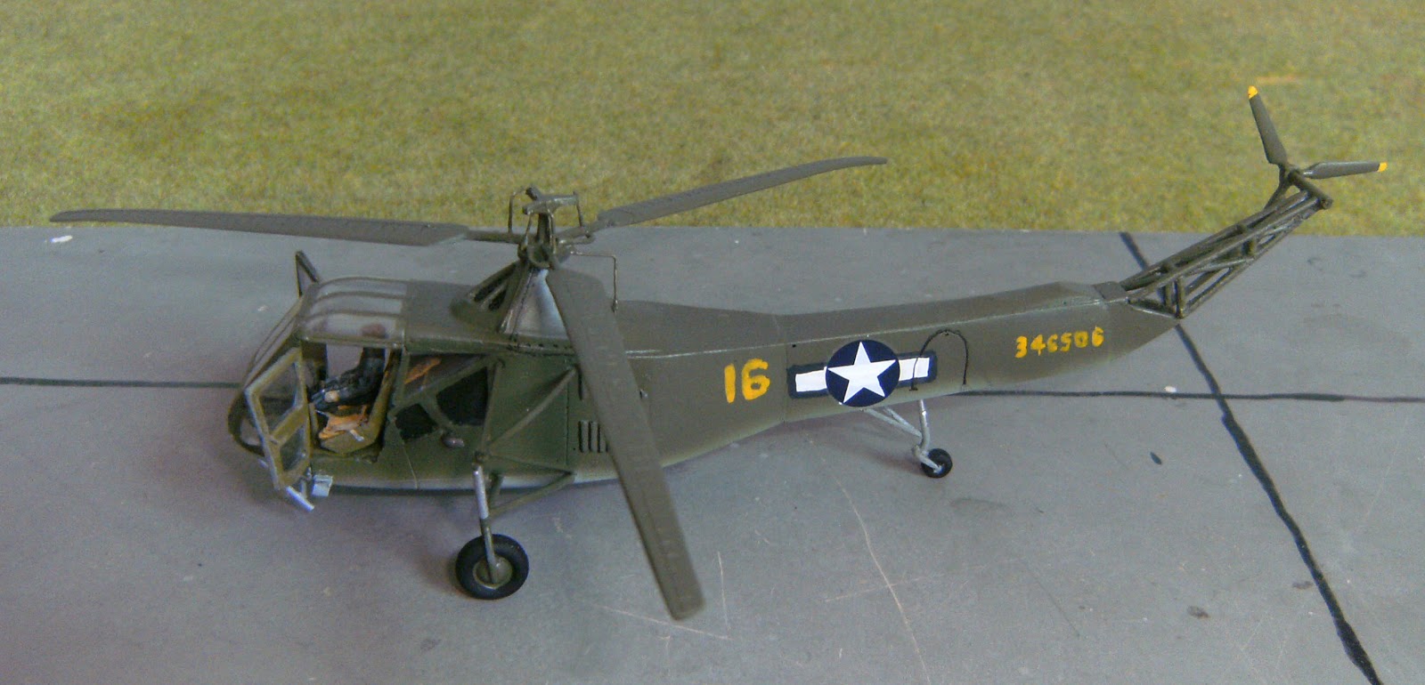 HappyscaleModellbau Sikorsky R4 Hoverfly aeromodell resinkit 1/72