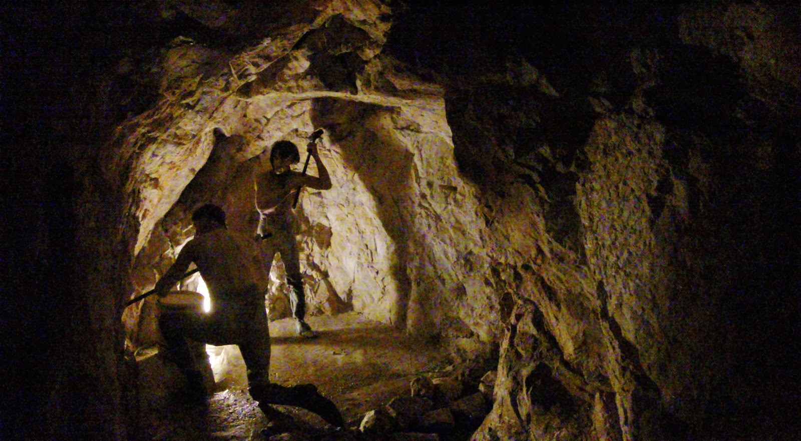 Gibraltar's Caves & Tunnels PhotoBlog The Travelling Postcard