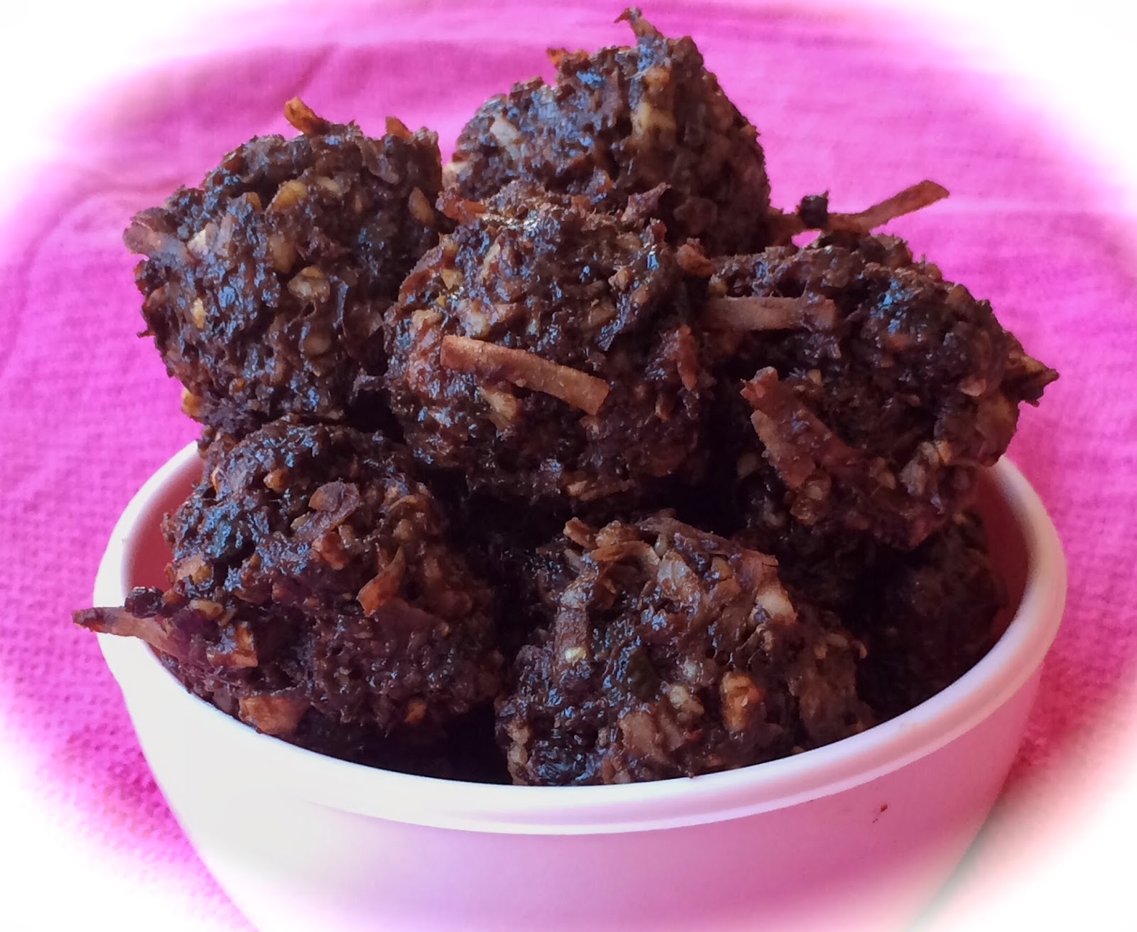 PinkVegan Chocolate Cashew Raisin Date Coconut Balls (DF, GF)