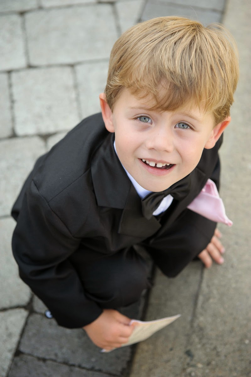 Ring bearer at A Chapel on Swans Trail - Rick+Anna Photography Ring bearer at A Chapel on Swans Trail - Kent Buttars, Seattle Wedding Officiant