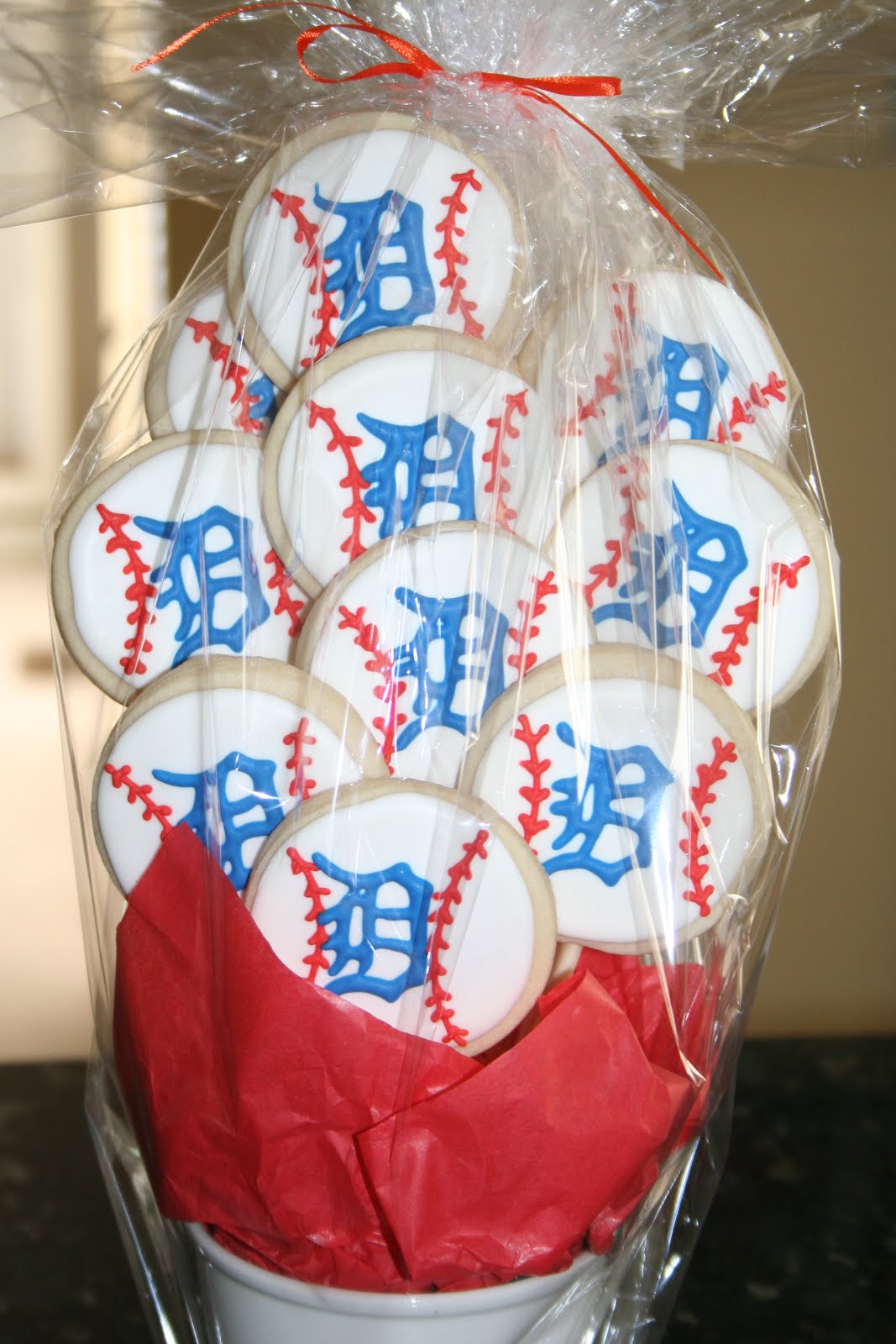 CAKES AND MORE Detroit Tigers Cookies