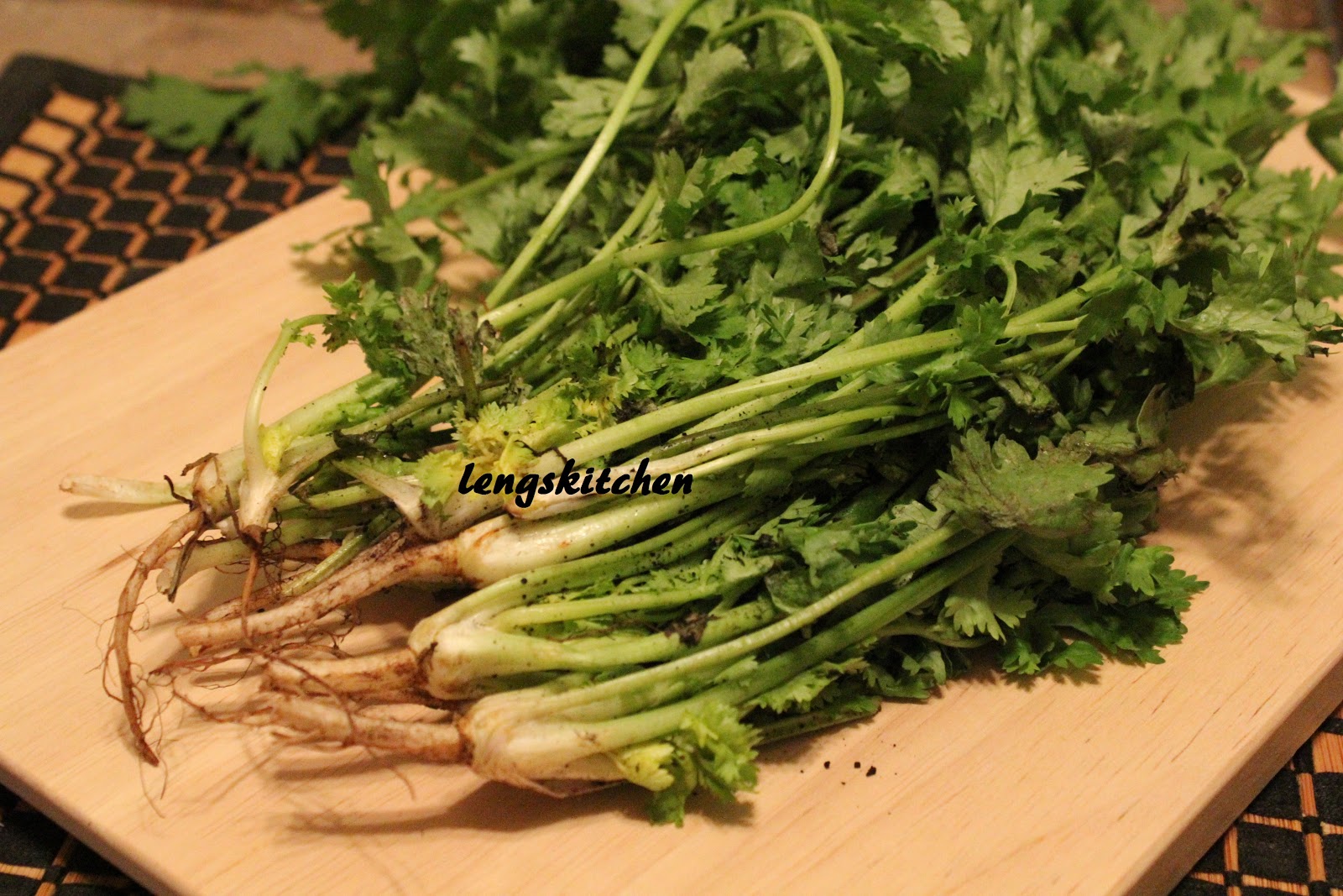 Kitchen Chaos Chinese Cilantro Scallion Dipping Sauce 芫茜姜葱油