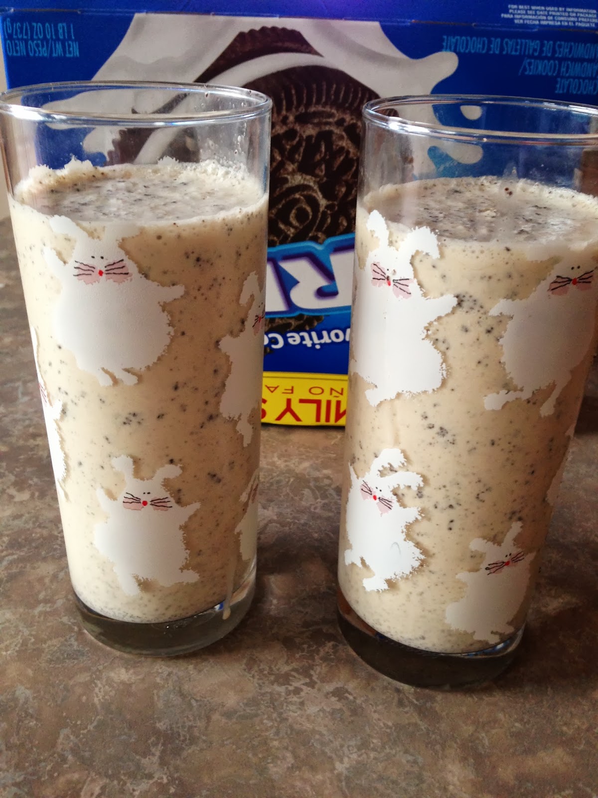 Savory Sweet and Satisfying Toasted Marshmallow Cookies and Cream