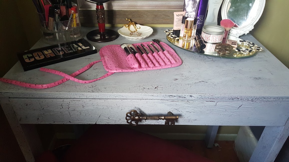 Chalk Paint Makeup Table Chalk Paint Makeup Table