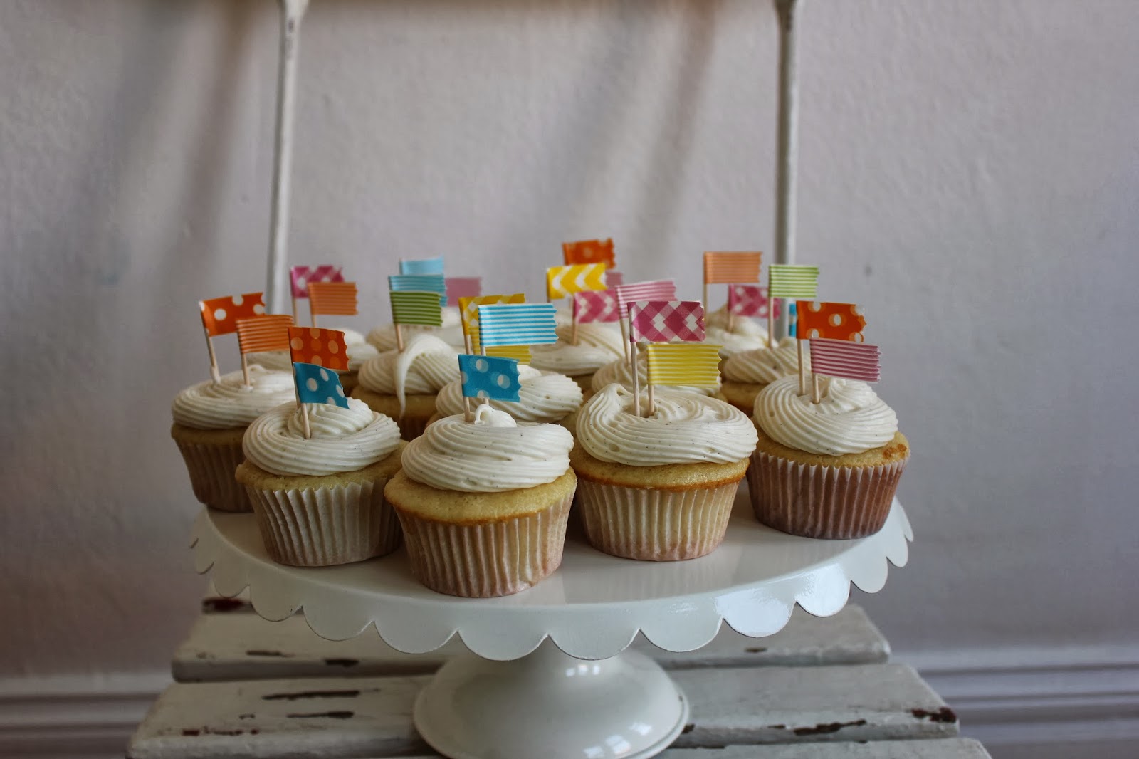 Summersoul Cupcakes with Washi Tape Flags