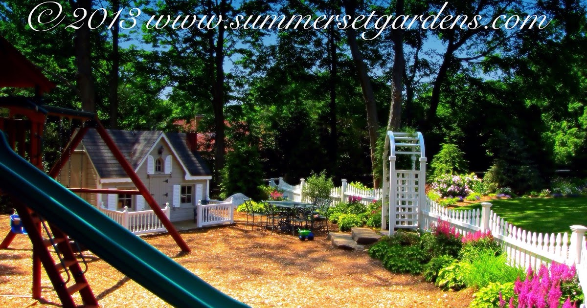 Garden Design: Backyard Playset Ideas
