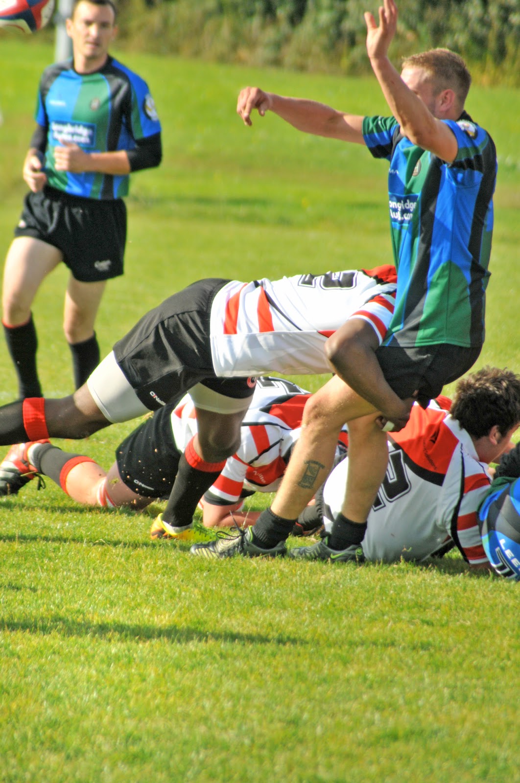 The Gordon Lamb Motor Group Gordon Lamb support the Chesterfield Panthers