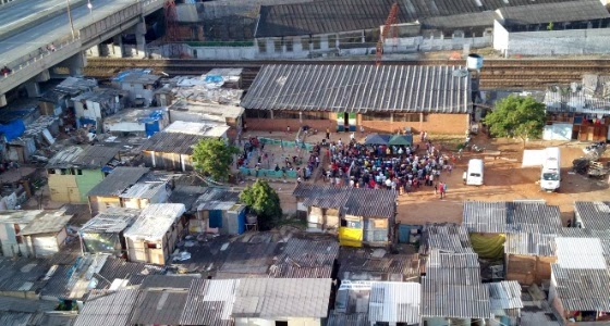 Moradores de favela que pegou fogo em SP rejeitam proposta da prefeitura de R$ 300 mensais