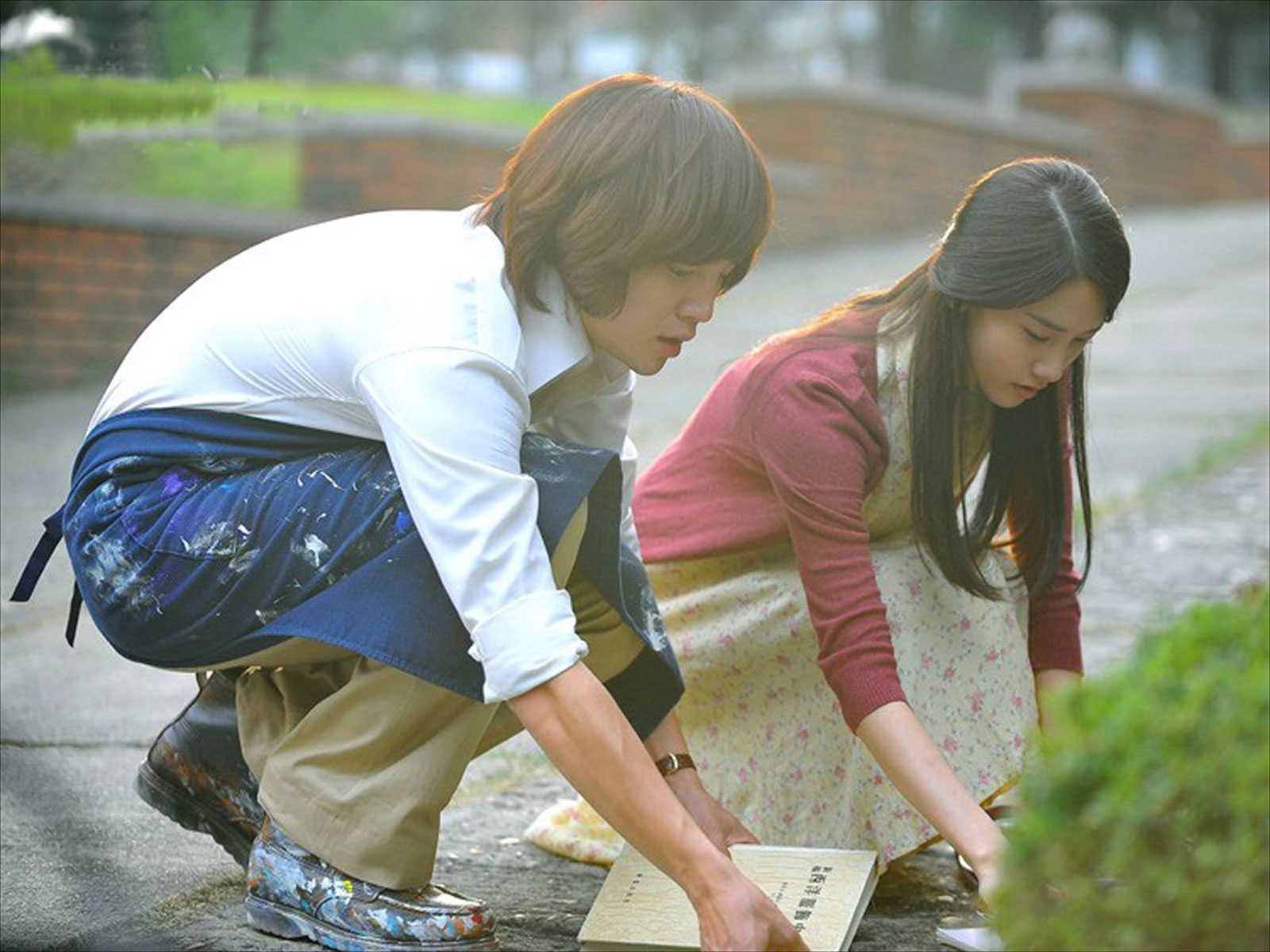 http://4.bp.blogspot.com/-OCwoh4PiCyM/T_hi_pamkUI/AAAAAAAAD5E/Rt2nFioAkvQ/s1600/cute%20romantic%20couples%20in%20love%20hugging%20kissing%20emotional%20love%20wallpapers%20(3).jpg
