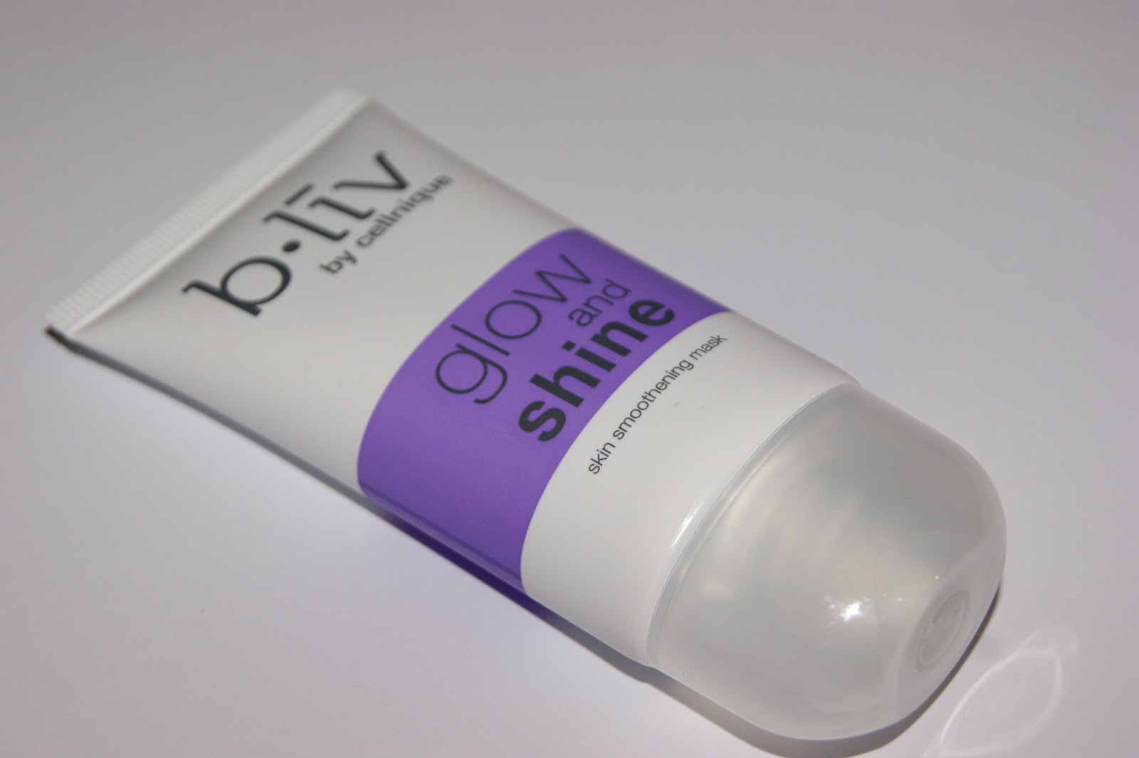 BLiv Glow and Shine Skin Smoothing Mask Review The