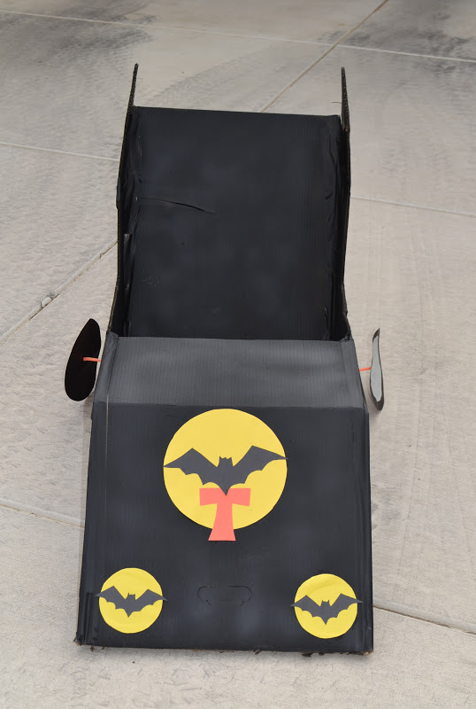 Nifty Thrifty & Thriving Cardboard Box Cars