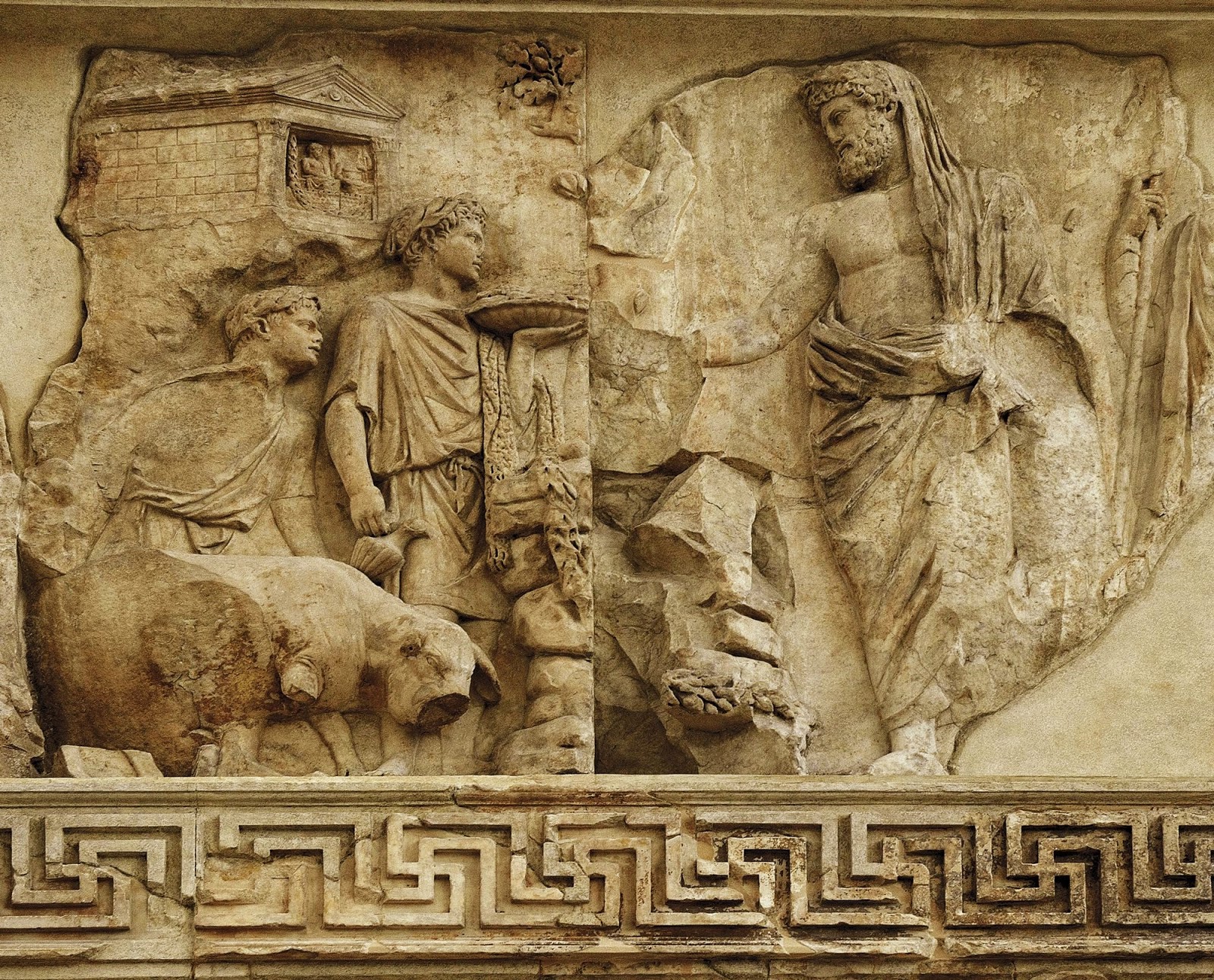 Ara pacis - El héroe troyano Eneas realiza un sacrificio a los penates. En el ángulo superior izquierdo aparece el templo de estos dioses.
