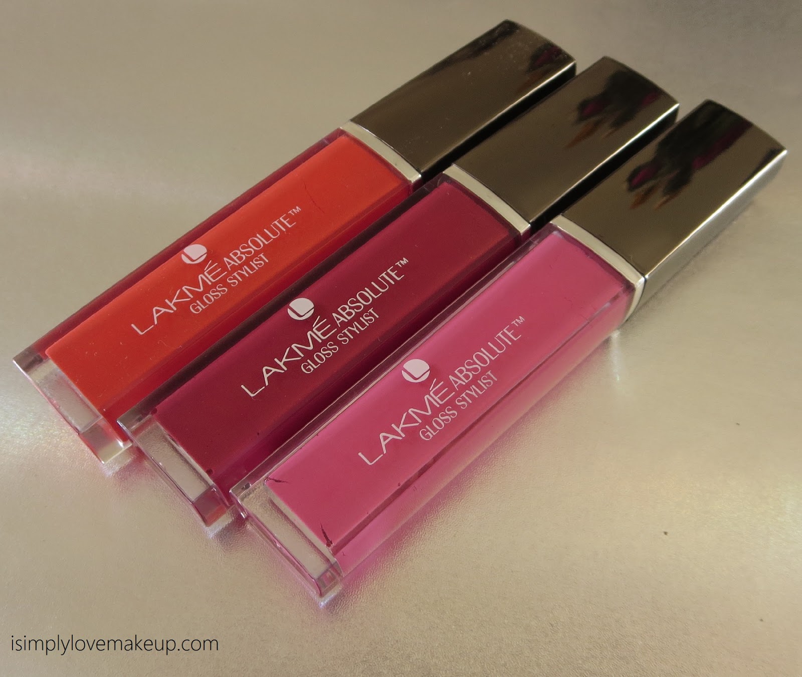 Review & Swatches Lakme Absolute Gloss Stylist Lip Color