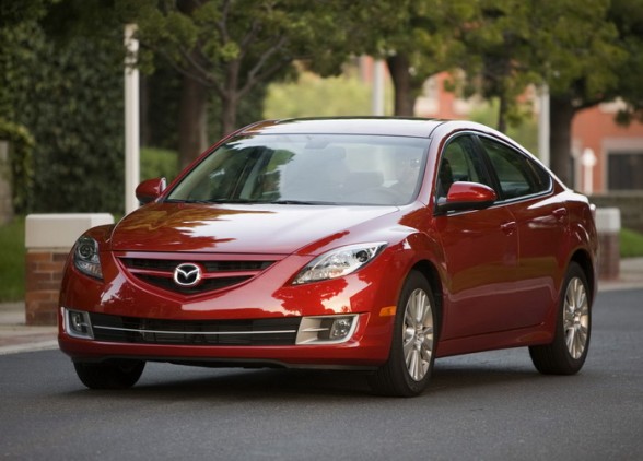 http://4.bp.blogspot.com/-OEKmops9P0k/TnkiTdFTt3I/AAAAAAAAAaE/cXcb_0I9QAE/s1600/2009-mazda-6-us-spec-front-angle-view-588x422.jpg