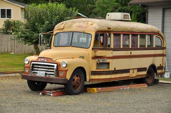 Restoration Project Cars: 1954 GMC School Bus Project