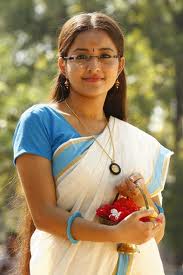 Kerala-women-set-saree-2 Kerala-women-set-saree-2