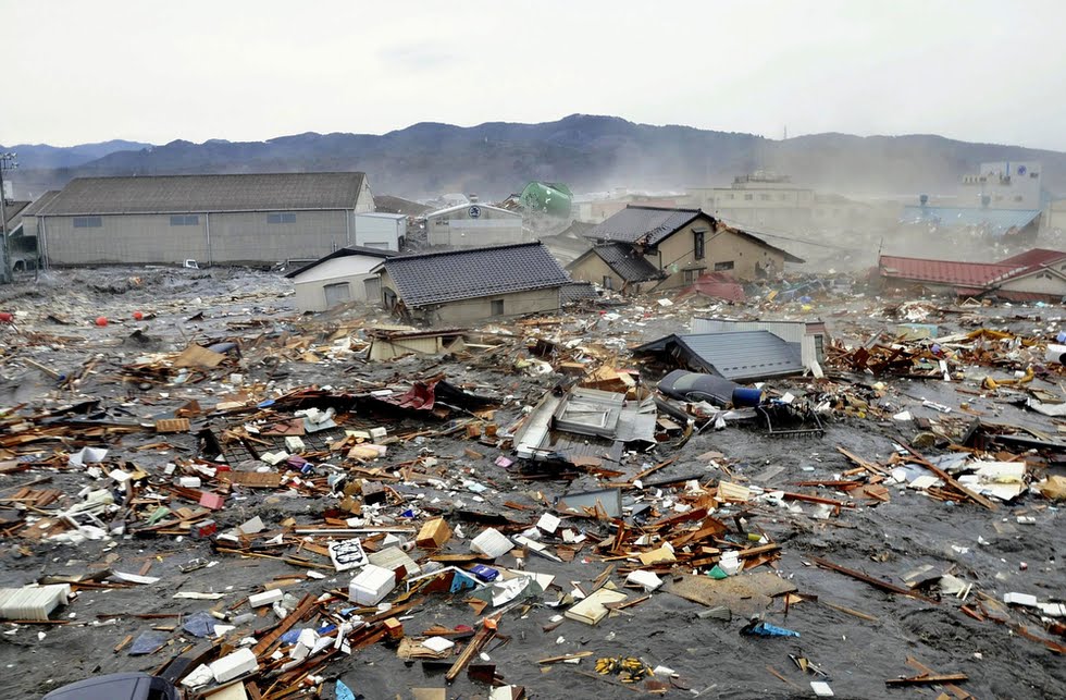 Tsunami hitting japan