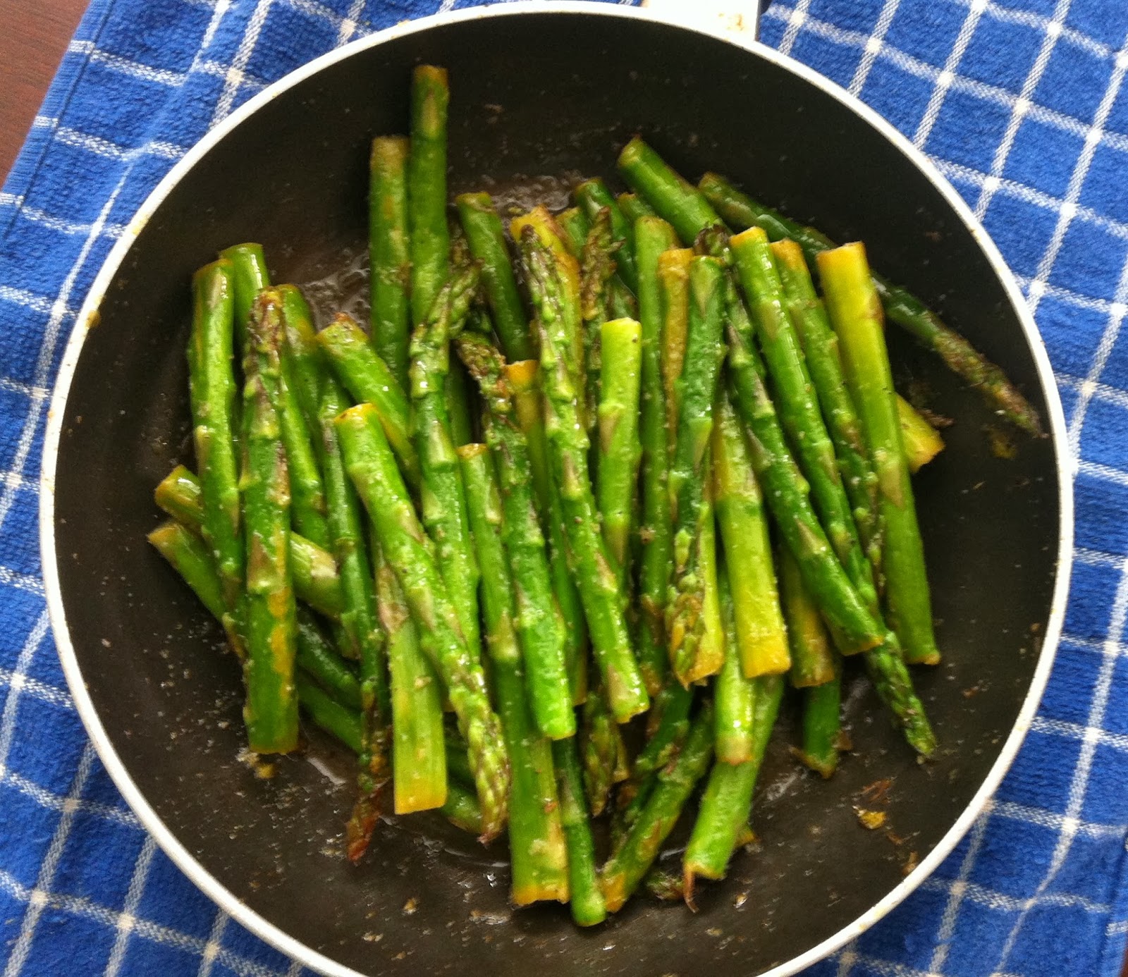Vegan Adjacent Lemon Pepper Asparagus