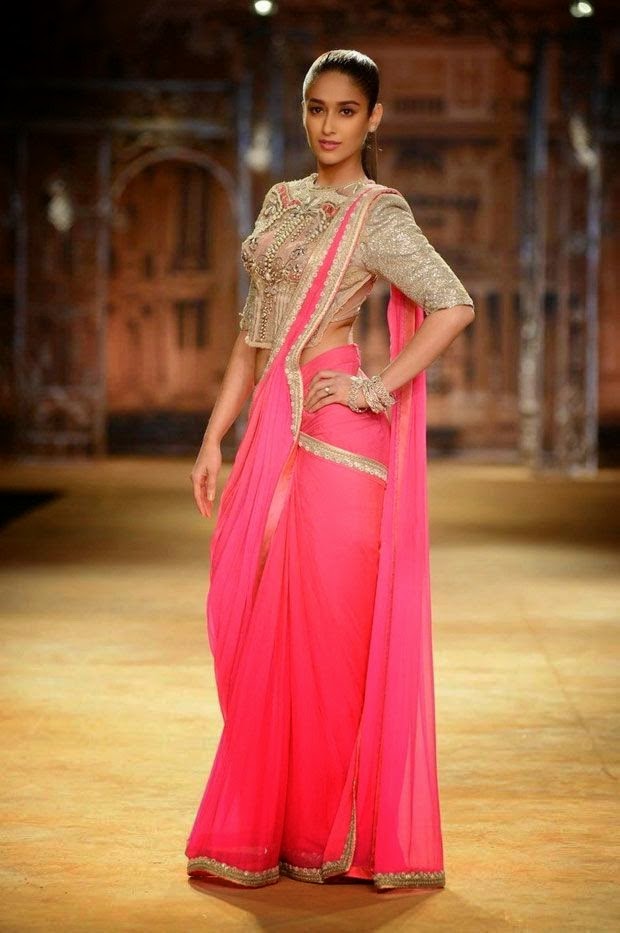 Ileana D'cruz Hot HD and Beautiful Wallpapers Ileana D'cruz Hot HD and Beautiful Wallpapers