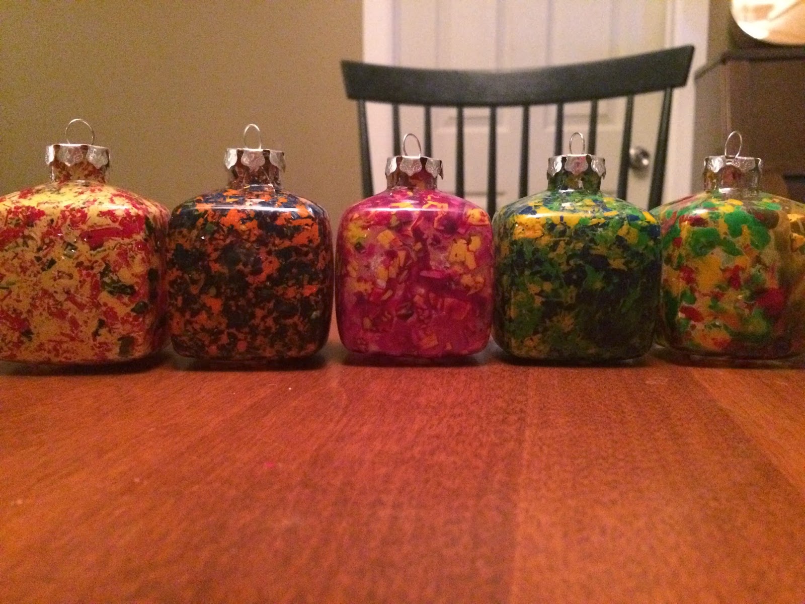 DIY Crayon Melted Ornaments