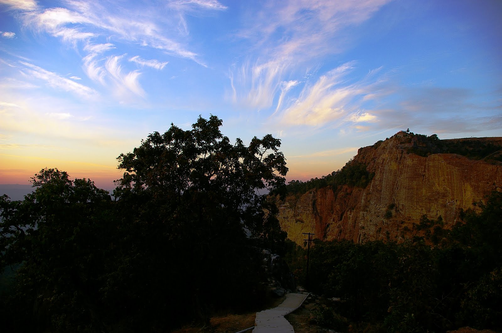 Shoot and Scoot The deepest Valley in the world (Patalkot