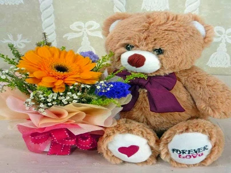 Beautiful Flower Wallpapers For You: Teddy Bear with Flowers Wallpapers